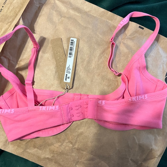 Hot pink skins underwire Demi bra 30c - Picture 2 of 4